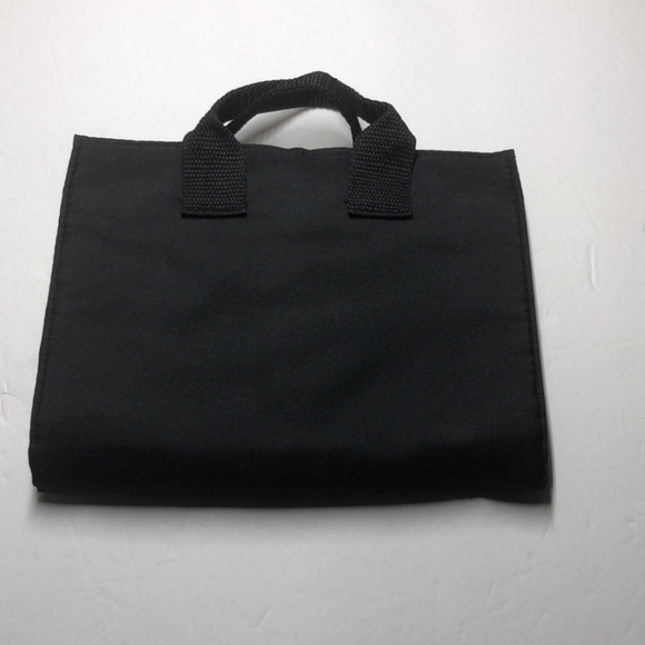 Mary Kay black makeup travel bag New - Picture 2 of 8